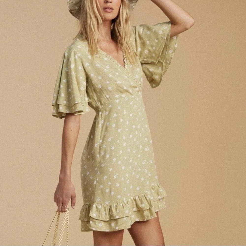 Billabong Olive Floral Mini Summer Dress with Ruffles Women’s Medium